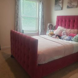FULL SIZE BED SET