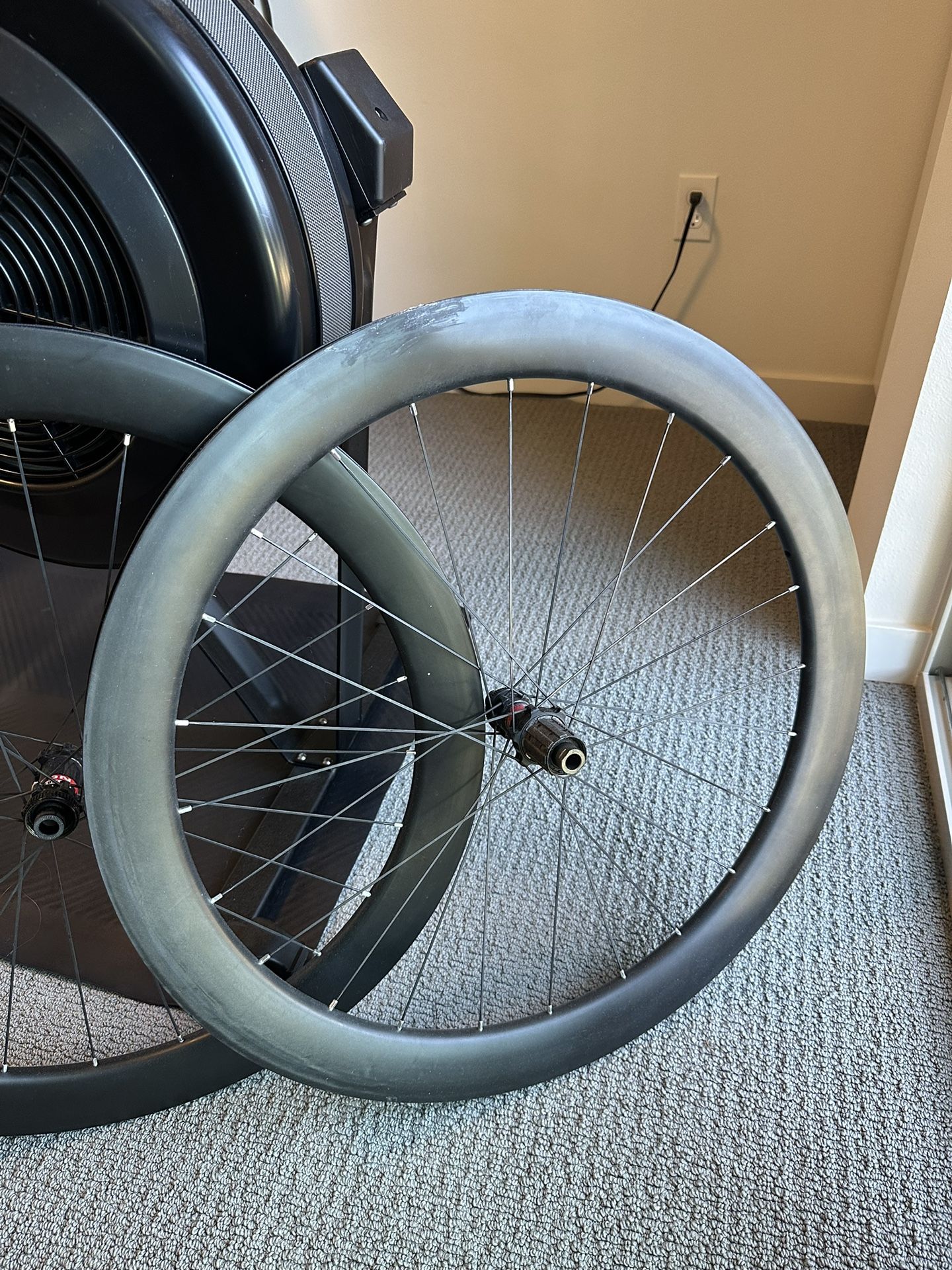 DIY wheels (55mm deep, 21mm internal) with Novatec bearings