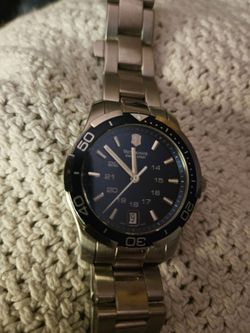Vintage Victorinox wrist watch. Chandler