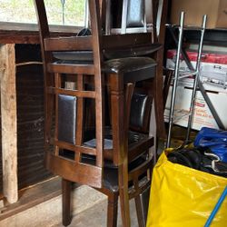 Table , Bench And 4 Chairs