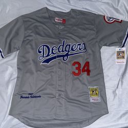 Valenzuela Dodgers Jersey