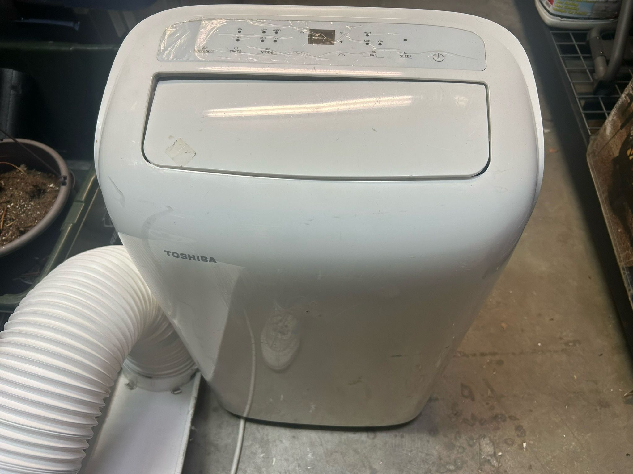 Toshiba - Portable Air Conditioner