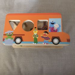 Wooden Shapes Elmo Bus Toy 