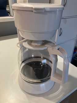 White Drip Coffee Maker with Glass Carafe