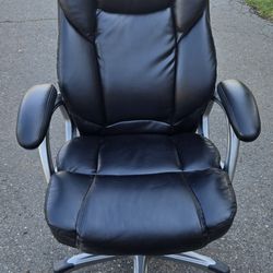 Executive Office Chair
