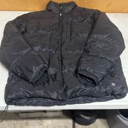 Vans Puffer Jacket Size Large Like New Condition