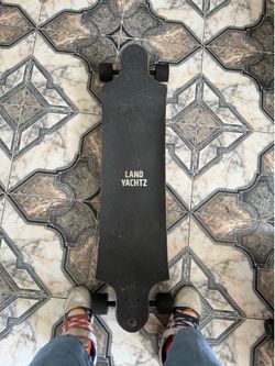 Landyachtz longboard