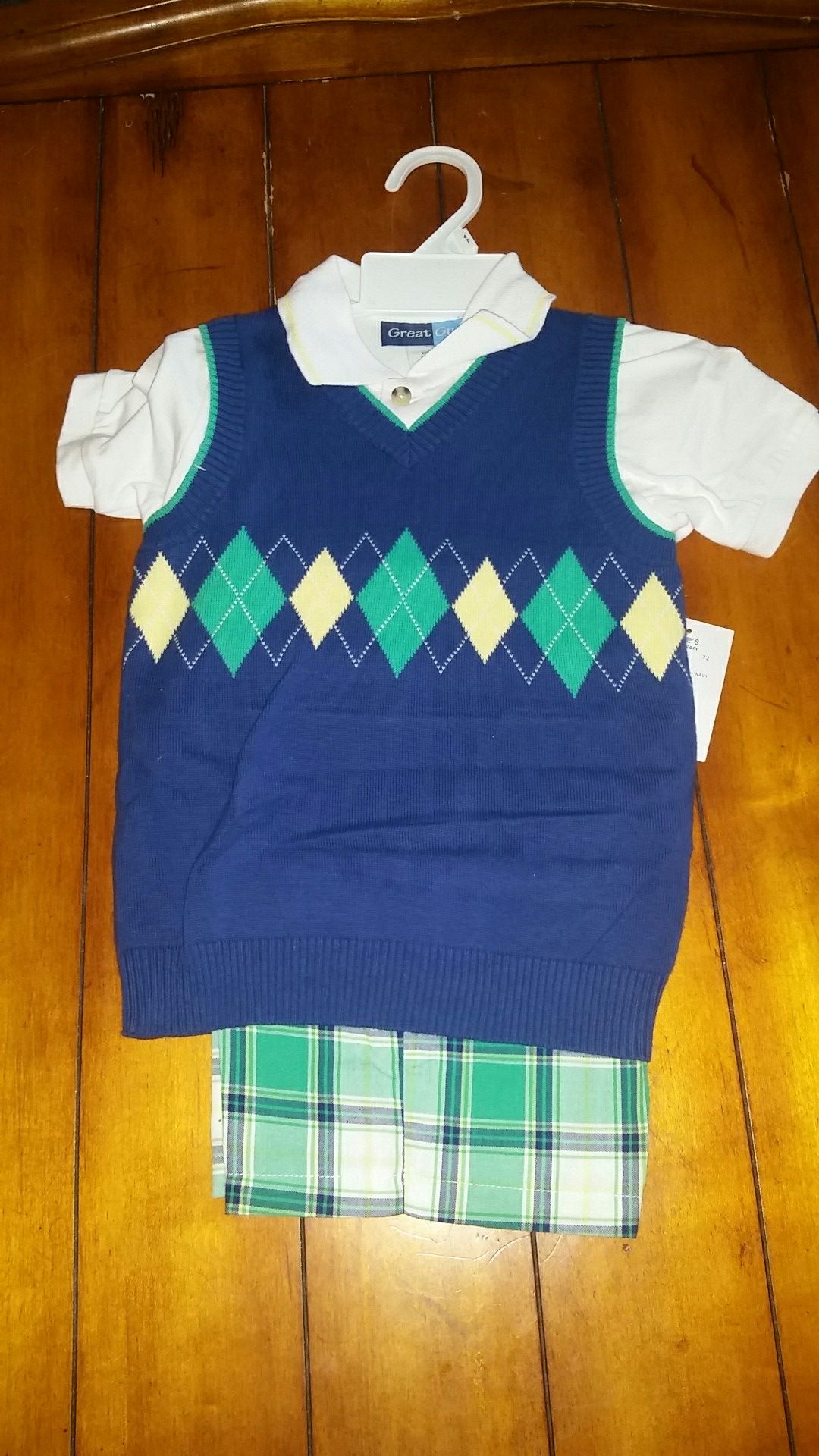 New Size 4T cute summer dress up outfit plaid shorts and argyle print sweater vest with Polo top underneath church wedding