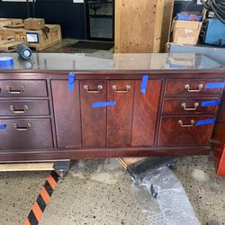 Dresser For Sale $40