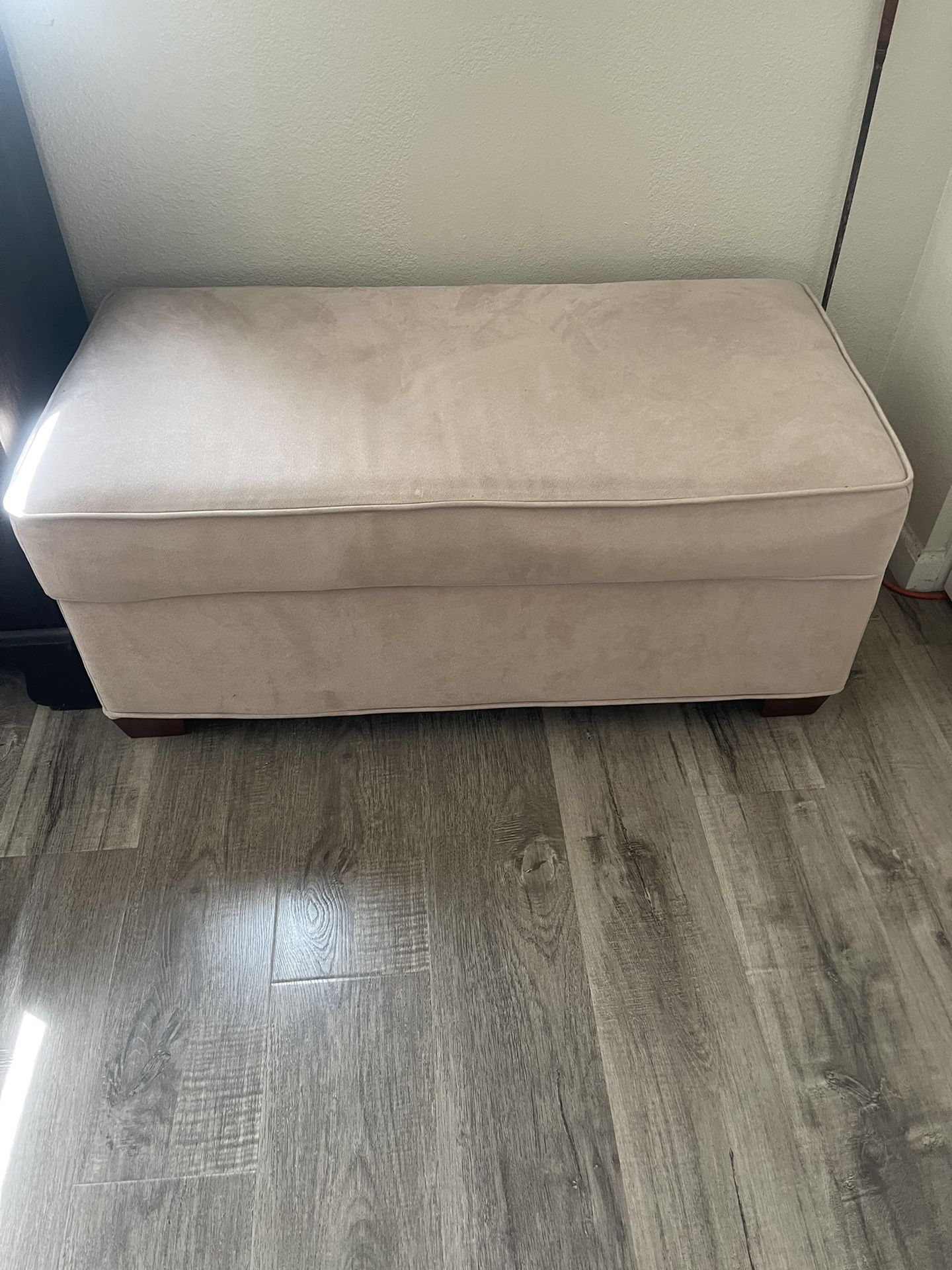 Storage  Ottoman 