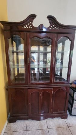 Kitchen Pantry/China Display
