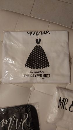Aprons and Mittens for Couple Wedding Gift