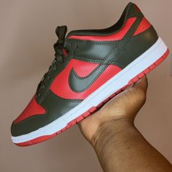 NIKE DUNK LOW MYSTIC RED/CARGO KHAKI (SZ 11 MEN)