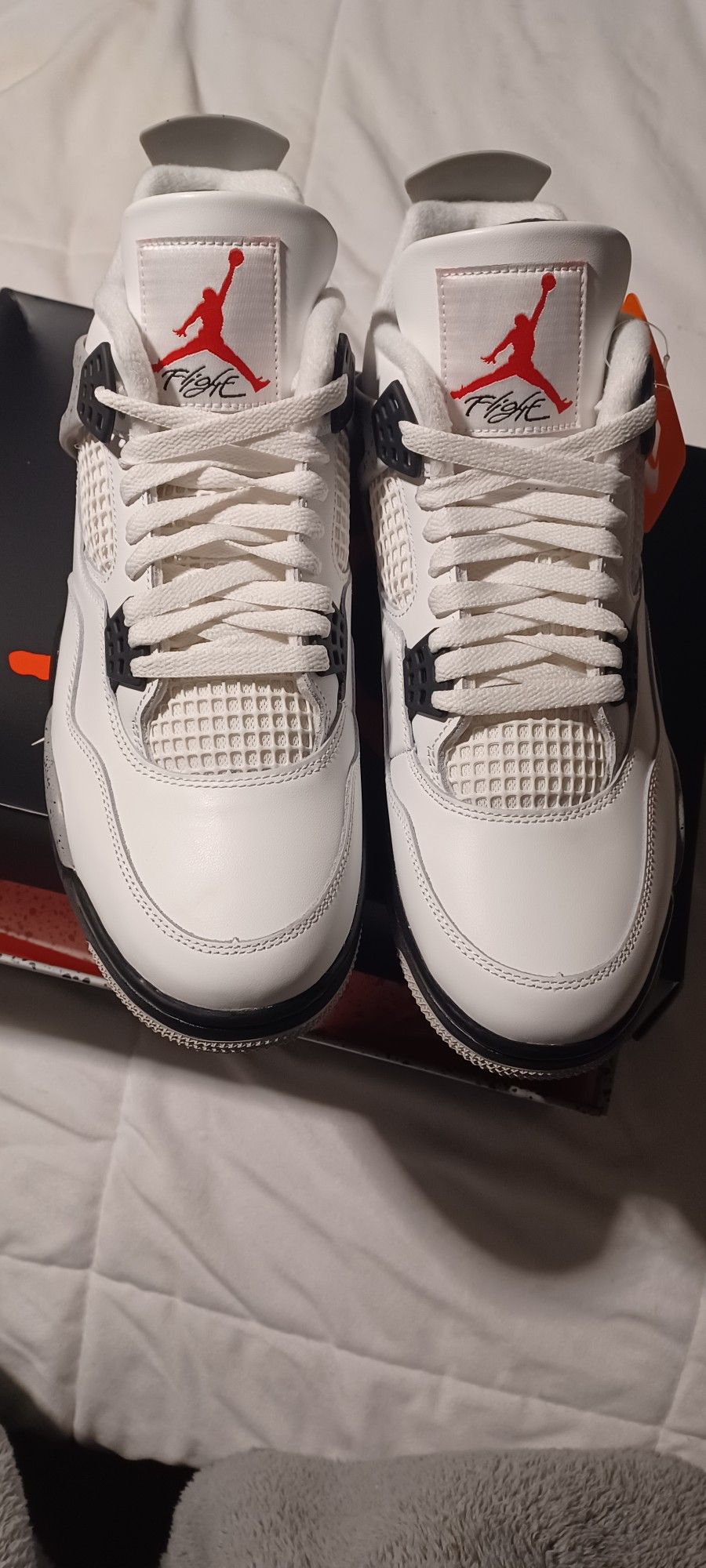 Jordan 4 White Cement