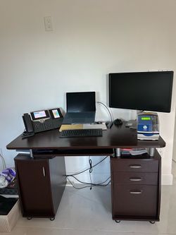 Executive Office Desk with Keyboard Tray & File Drawers. Espresso Finish. Like New