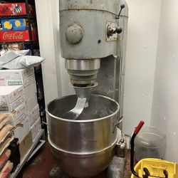 Used Hobart V1401 Mixer
