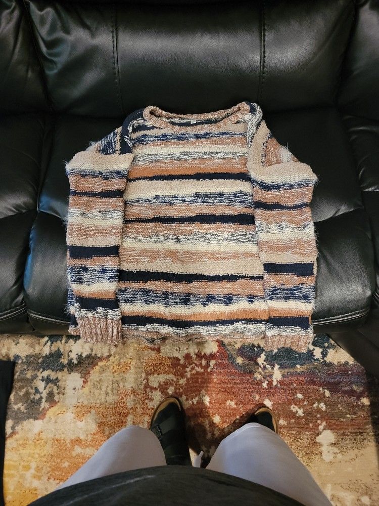 American Eagle Knitted Sweater