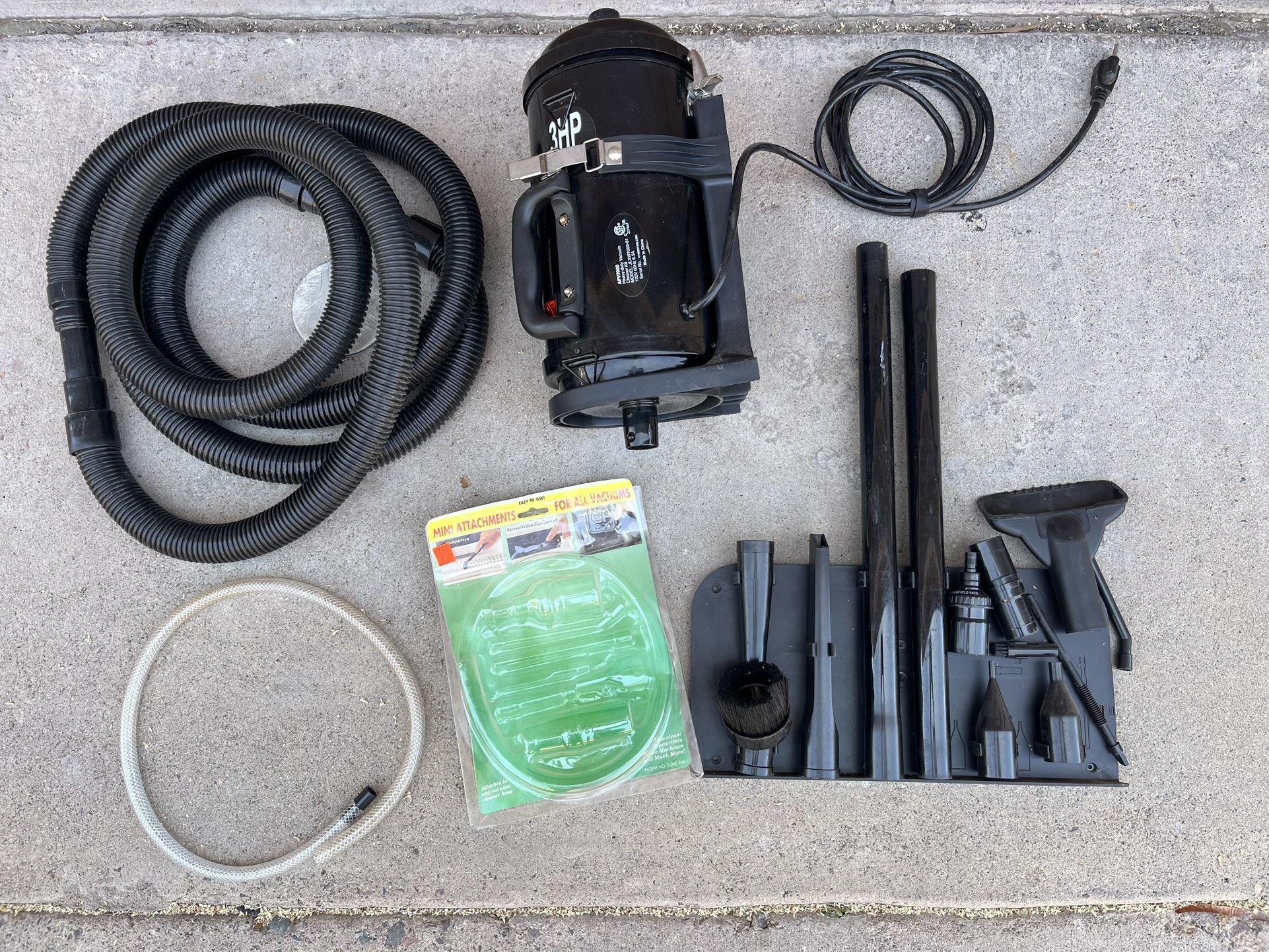Wall mounted Vacuum & Blower (3 HP) WITH Accessories