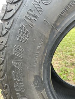35x12.5R17 A/T Thumbnail