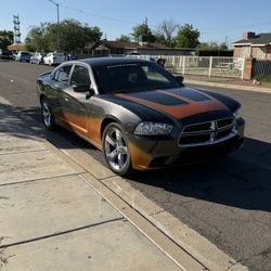 2014 Dodge Charger SE