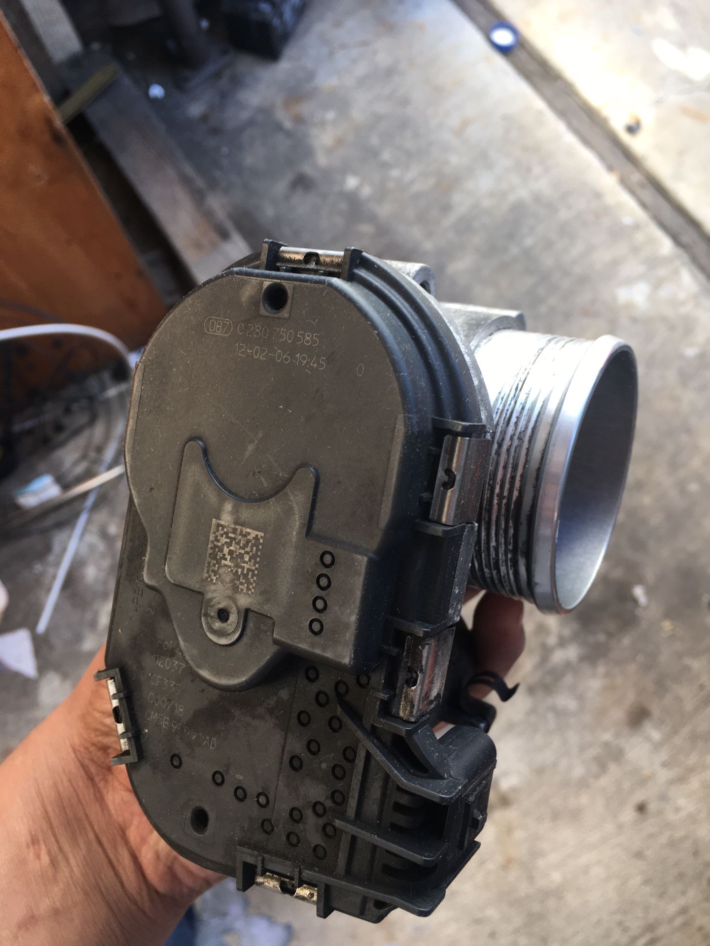 2012 Ford Focus SE Throttle Body