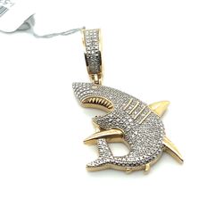 10kt Gold Diamond Shark Pendant 6.10grams I-539 