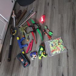 Nerf Fire tech Arrow Bow Light Up Nerf Bullets Battle Axe Sword Sheath Guns