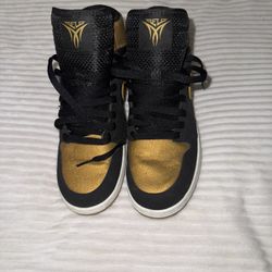 Air Jordan 1 Retro High 'Melo Size 6.5 Y 