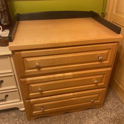 Dresser w/ baby changing tabletop