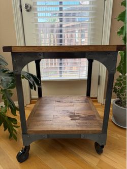 Industrial rolling side table / bar cart