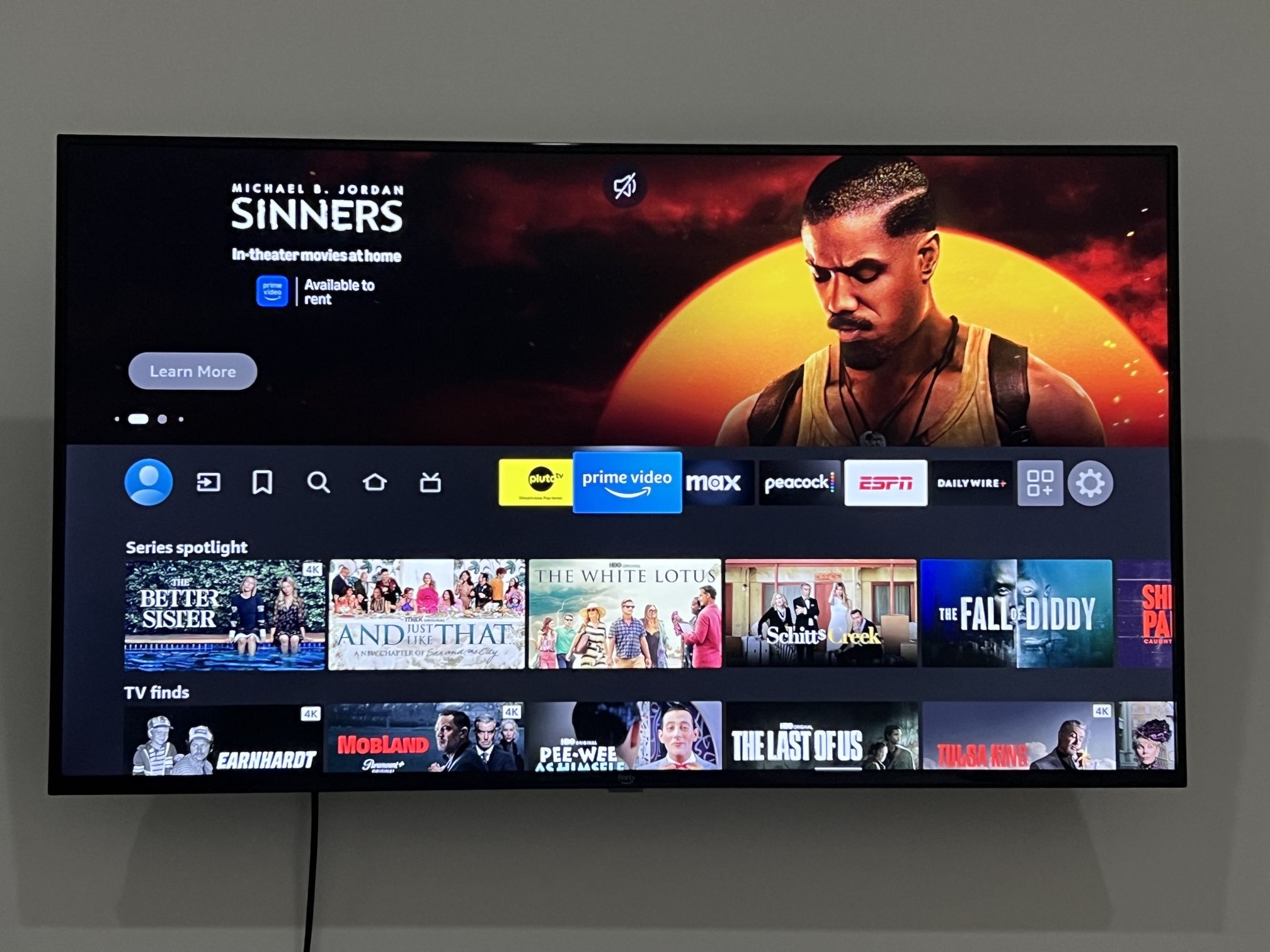 Amazon Fire TV 50" 4-Series 4K UHD smart TV