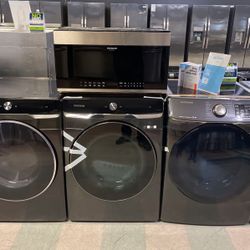 Brand New Frigidaire Gallery Microwave Over The Range‼️‼️