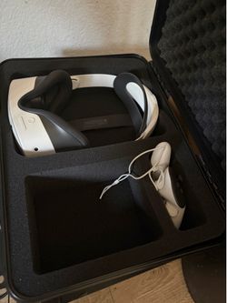 Meta quest 3s with controller charger and box