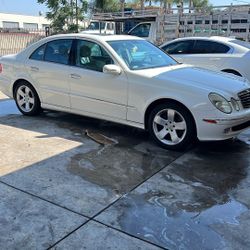 Mercedes 2004 E500