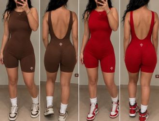 Activewear Wholesale Inventory Sale – 247 Pieces – $3,500