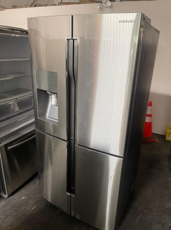 Deal: Samsung Quad‑Door Fridge w/ Dispenser – Stainless Steel