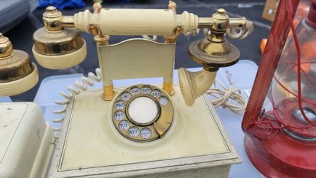 Antique phone