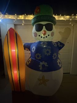8ft Christmas Inflatable Hawaiian Snowman w/ Surfboard – Lights Up