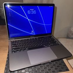 MacBook Pro 13in M1 16GB 1TB (88% Battery Health)