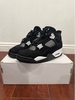 Jordan 4 White Thunder 4 Size 9