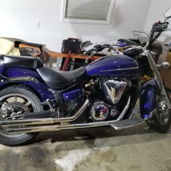 Yamaha  XVS1300 