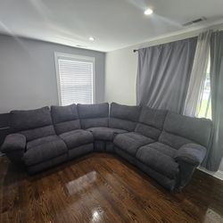 Recliner Sectional