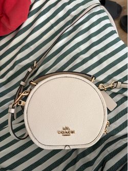 Coach bag ( sold out online )