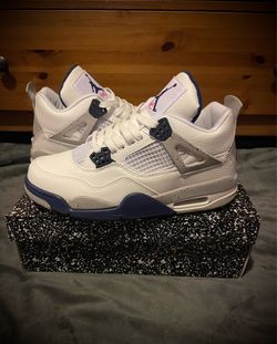 Midnight Navy 4s Size 8 Men’s