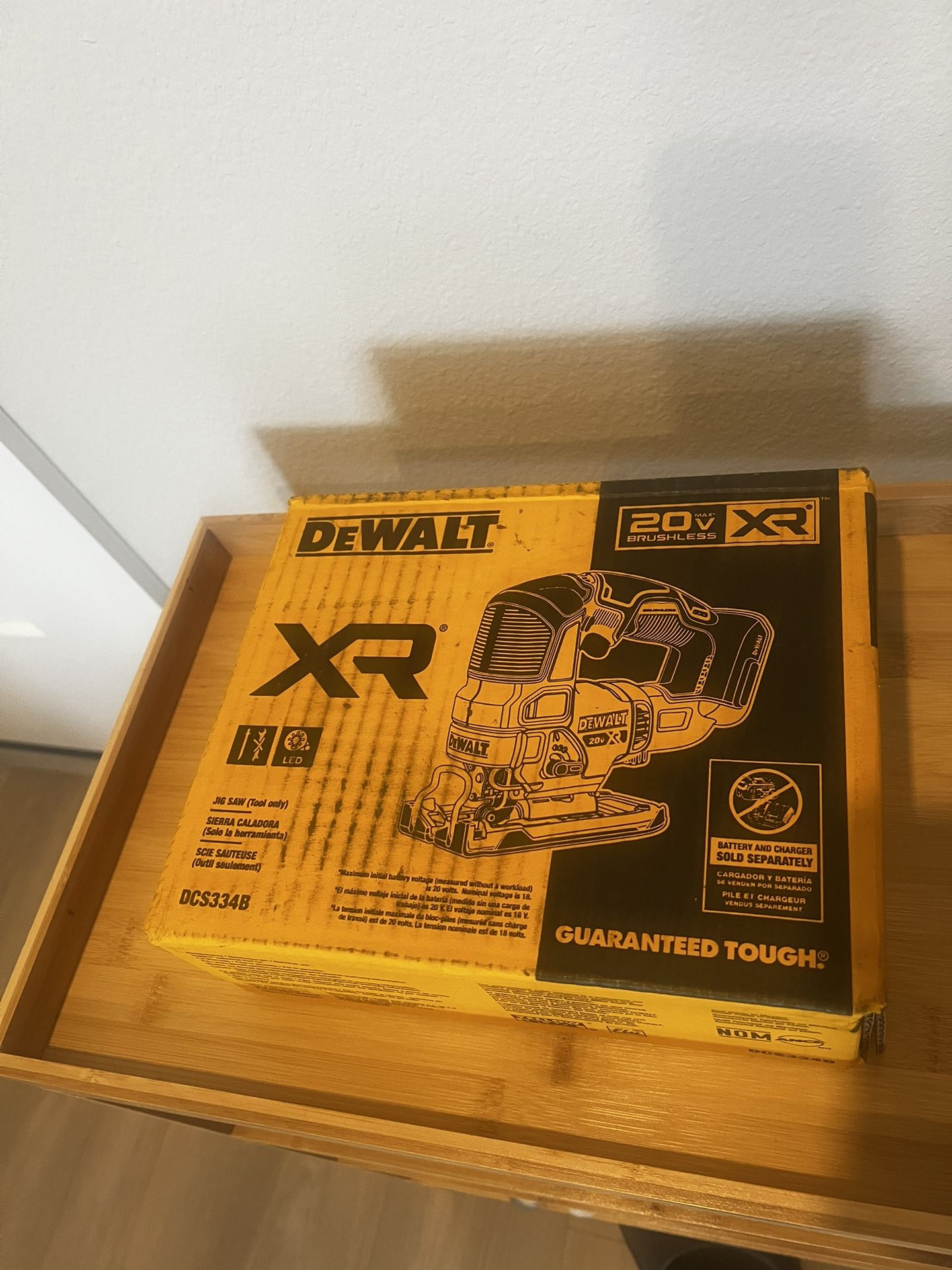 DEWALT XR 20-volt max Brushless Variable Speed Keyless Cordless Jigsaw (Battery Not Included)