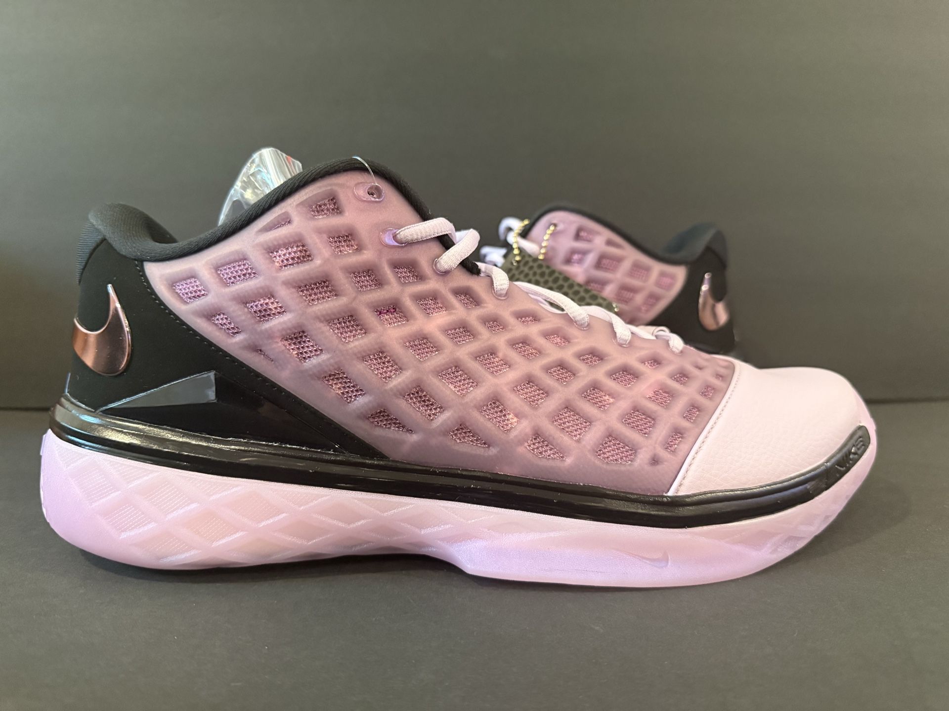 Nike Kobe 3 Low Protro “Pink Quartz” size 12.5