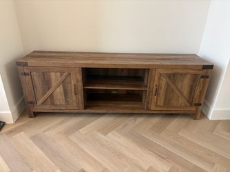 Tv console