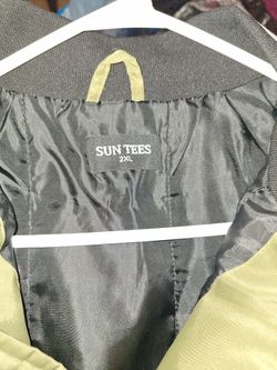 Selling A Sun Tees Coat