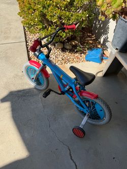 Beautiful 😻 bike  🏍️ for.  4. To.  5 years