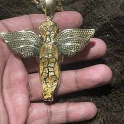 Bid Diamond Angel Pendant Set